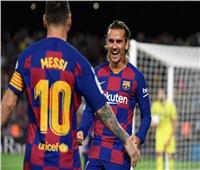 الكلاسيكو| ميسي وجريزمان وسواريز يقودان هجوم برشلونة أمام ريال مدريد