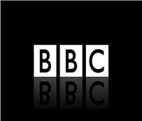بريطانيا تتهم BBC بالتحيز.. وتؤكد: ندرس إمكانية سحب ترخيصها