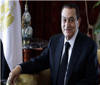 حكم قضائي يحفظ لـ«مبارك» جميع الأوسمة والنياشين 