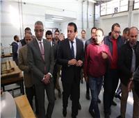 خالد عبدالغفار يتفقد مجمع التعليم التكنولوجي المتكامل في الفيوم