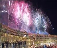 فيديو| الألعاب النارية تزين سماء الغردقة استعدادا لاحتفالية «الأفضل»