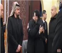 بالفيديو | مصطفى قمر يقدم واجب العزاء في والد إيهاب توفيق