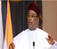 إقالة رئيس الأركان في النيجر بعد ارتفاع عدد الجنود ضحايا الإرهاب إلى 174 فرداً