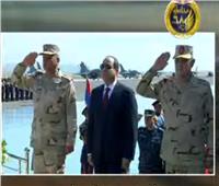 فيديو| الرئيس السيسي يرفع علم مصر على قاعدة برنيس العسكرية