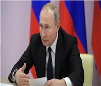 بوتين يطلب من ميدفيديف تصريف الأعمال حتى تشكيل حكومة جديدة