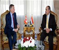 وزير الطيران المدني يستقبل سفير كندا بالقاهرة