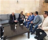 رئيس البرلمان اليمني يبحث مع وينترتون تعزيز العلاقات الثنائية