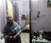 صور| مأساة عجوز بطهطا.. منزلها مهدد بالانهيار بسبب تنقيب الآثار