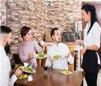 7 طلبات للزبائن تثير غضب المطاعم