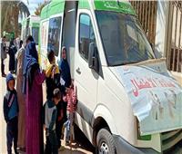 صحة المنيا تنظم قافلة طبية لإحدى قرى الظهير الصحراوي بمركز مطاي