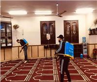 شباب قليوب يعقمون المساجد استعدادا لصلاة الجمعة