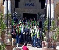  نائبة محافظ القاهرة تشيد بأداء عمال النظافة في حي المعادي