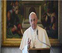 أجراس الأحد ... البابا فرنسيس : النزاعات تحل بالحوار لا بالحروب 