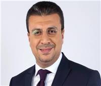 السفير عمرو جمعة ناعيأ والدة زوجة الإعلامي عمرو الليثي