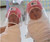 بالصور| الدروع البلاستيك لحماية حديثي الولادة من كورونا