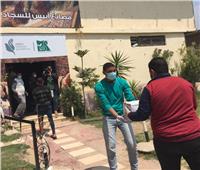 "مصر الخير" توزع شنط حماية طبية ومواد غذائية على العاملين بمصانع أبيس