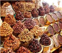 قبل رمضان..ننشر أسعار البلح وأنواعه في سوق العبور