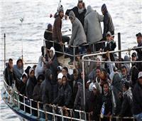مقطع فيديو يظهر تخلص تركيا من مهاجرين بشحنهم إلى إيطاليا