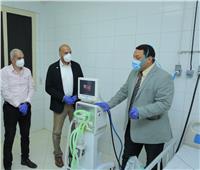 موانئ دبي العالمية تتبرع بجهازي تنفس صناعي لمستشفى السويس العام