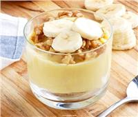 حلويات رمضان| طريقة عمل «كاسات تشيز كيك الموز».. بطعم شهي ولذيذ