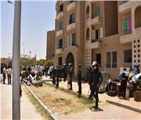 جهاز مدينة القاهرة الجديدة يسترد 40 وحدة سكنية متعدى عليها بالتجمع الأول