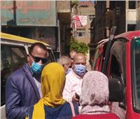 ضبط المخالفين والغير مرتدين للكمامات بمدينة كفر شكر