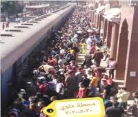 خاص| أول رد من «السكة الحديد»على صور الزحام الشديد في محطة ملوي   