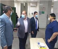 صور| نائب محافظ الجيزة يتفقد مستشفى إمبابة العام و"الوراق المركزي"