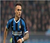 برشلونة يضم الأرجنتيني مارتينيز خلال الميركاتو الصيفي المقبل