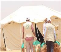 مركز الملك سلمان للإغاثة يوزع حقائب ومساعدات إيوائية للمتضررين من السيول في اليمن 