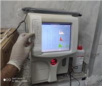 دعم مستشفى مدينة الشروق بجهاز «تحليل للكشف عن حالات كورونا»