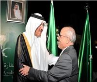 السفير السعودي بالقاهرة يقدم التعازي في وفاة الفريق العصار