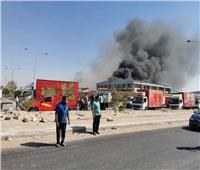 صور|حريق في مصنع بأكتوبر والحماية المدنية تدفع بـ6 سيارات