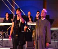 صور| وائل الفشني وإيهاب يونس يتألقان في «ليلة صوفية» بمسرح النافورة