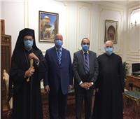 النائب البطريركي يزور محافظ القاهرة للتهنئة بالعيد