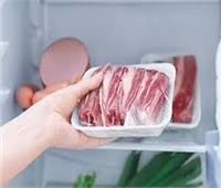 في الثلاجة أو الفريزر.. المدة السليمة لحفظ اللحوم على حسب نوعها
