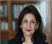  وزيرة الهجرة تهنئ "نعمت شفيق" على منحها العضوية الدائمة في مجلس اللوردات البريطاني  