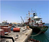 صحيفة أمريكية تحذر من «قنبلة موقوتة» في ميناء عربي تهدد بكارثة كبرى في العالم