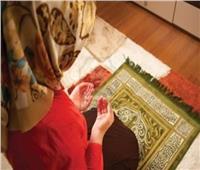 صليت بزوجتى إماما فهل تعدَّ هذه الصلاة جماعة؟..«البحوث الإسلامية» يجيب 