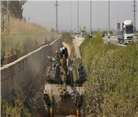 إعلام: دبابات إسرائيلية تخترق الحدود اللبنانية وإلقاء قنبلة فوسفورية