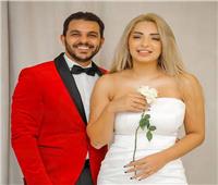 بعد زواج لمدة عام.. حقيقة انفصال المطرب محمد رشاد ومي حلمي