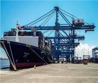 وصول 77 ألف طن بضائع استراتيجية لميناء الإسكندرية 