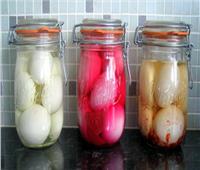 4 نصائح عند حفظ «البيض المسلوق» المخلل في الثلاجة