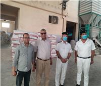 «الزراعة» ضبط  234 طن خامات وأعلاف بمصنع غير مرخص في كفر الشيخ