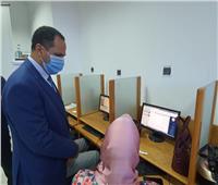 رئيس جامعة دمنهور يتفقد دورات التحول الرقمي