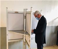 رئيس جامعة المنوفية يدلي بصوته في جولة الإعادة بانتخابات الشيوخ