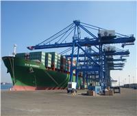 استقبال 9 سفن حاويات وبضائع عامة بميناء دمياط