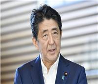رئيس الوزراء الياباني السابق يعتذر للشعب