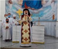  الأنبا باسيليوس يزور كنيسة الأقباط الكاثوليك بجزيرة االخزندارية