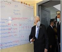 صور| وزير التعليم يحضر حصصًا مدرسية بأحمد زويل الرسمية
